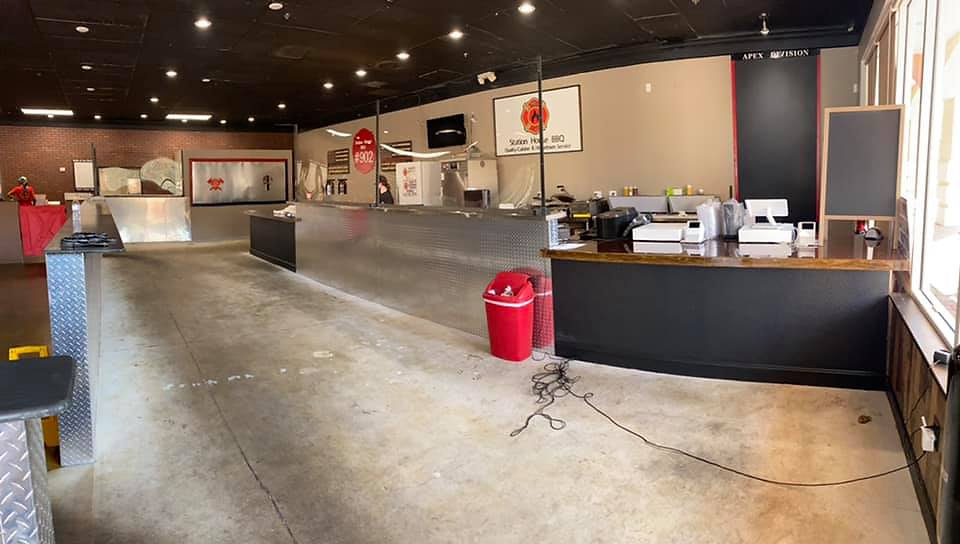 anm-contracting-commercial-project-featured-station-house-bbq-build-entryway
